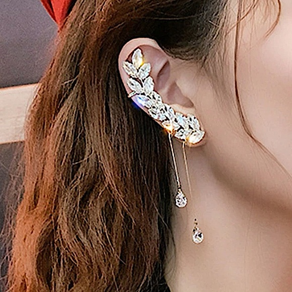 Rhinestone Decor Ear Cuff Climber - Picture 2 of 11